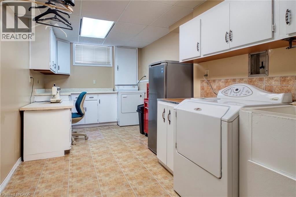 108 Queensway Drive, St. Jacobs, Ontario  N0B 2N0 - Photo 45 - 40821912