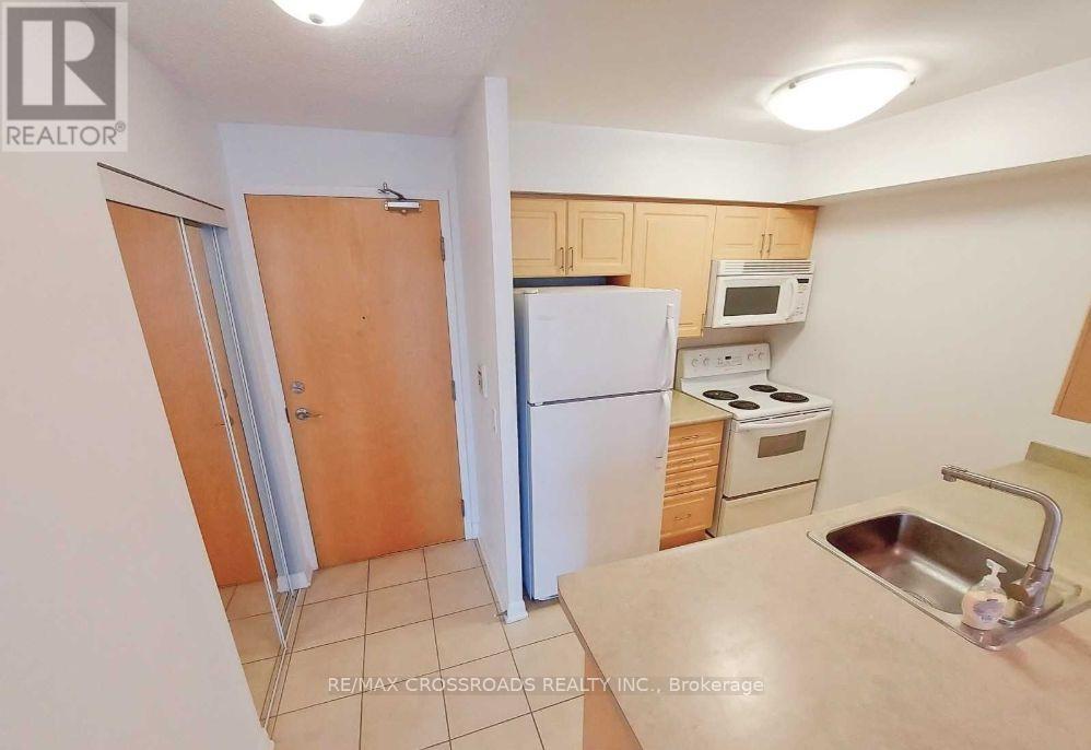 2511 - 4978 Yonge Street, Toronto, Ontario  M2N 7G8 - Photo 2 - C13028148