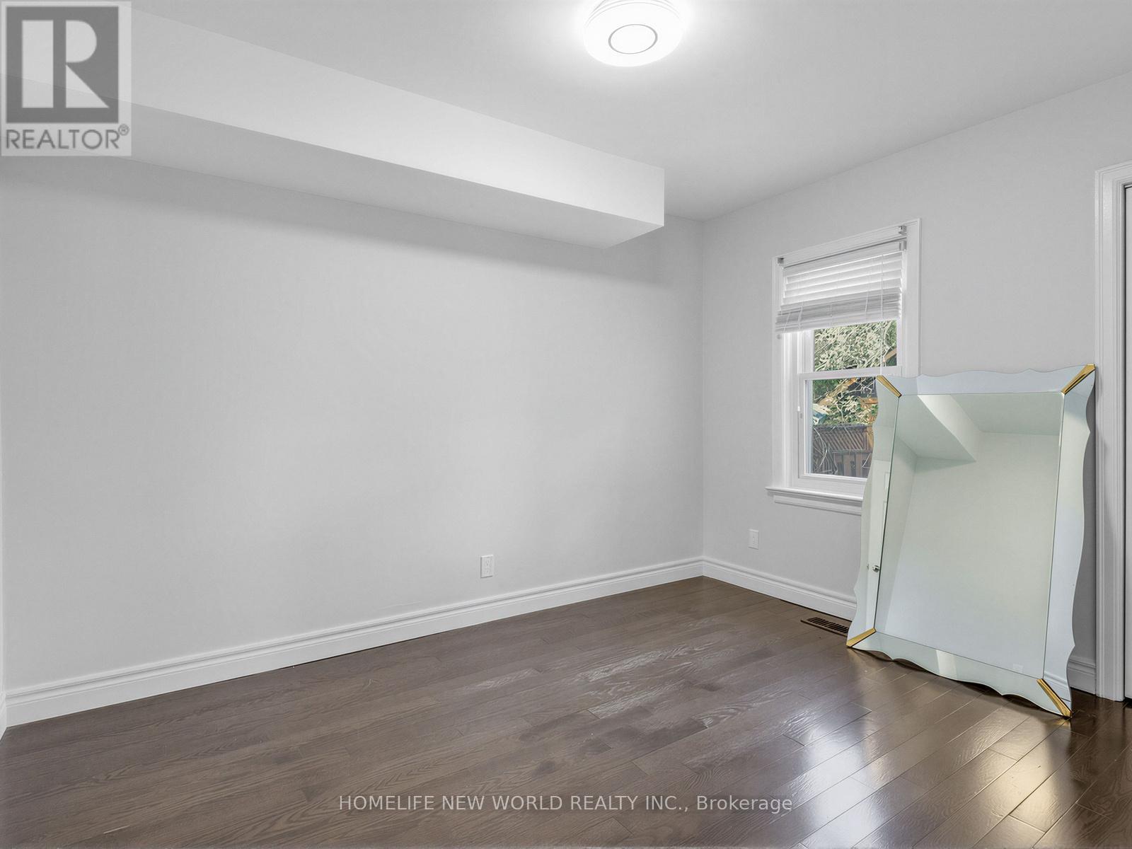 Main - 41 Binswood Avenue, Toronto, Ontario  M4C 3N6 - Photo 17 - E13028160