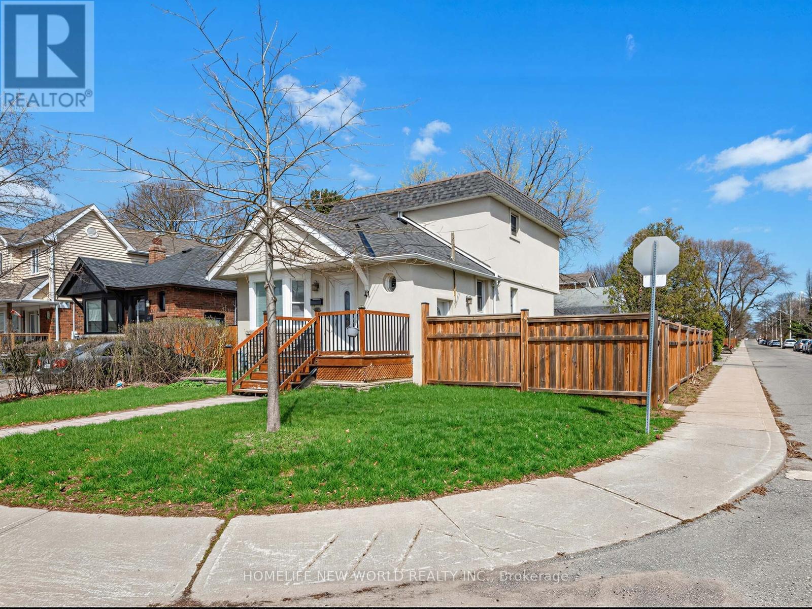 Main - 41 Binswood Avenue, Toronto, Ontario  M4C 3N6 - Photo 2 - E13028160