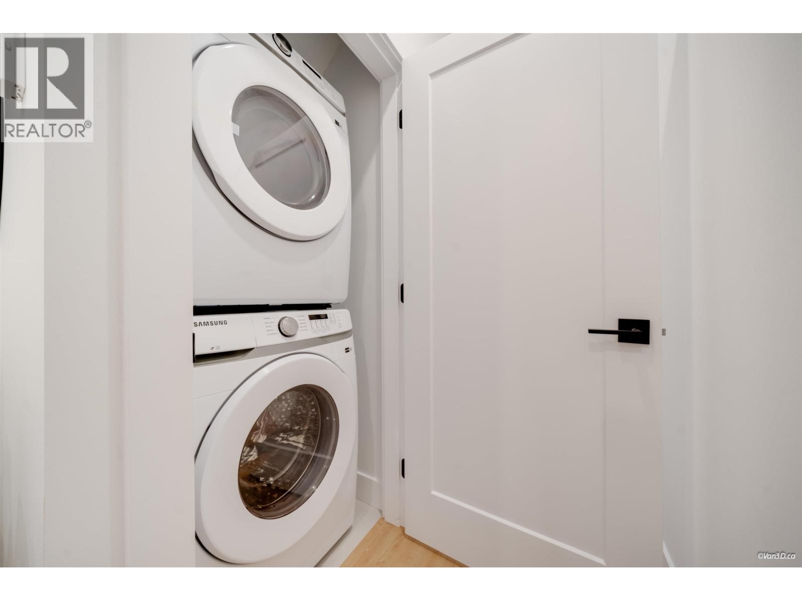 5958 Hardwick Street, Burnaby, British Columbia  V5G 1R6 - Photo 10 - R3113235