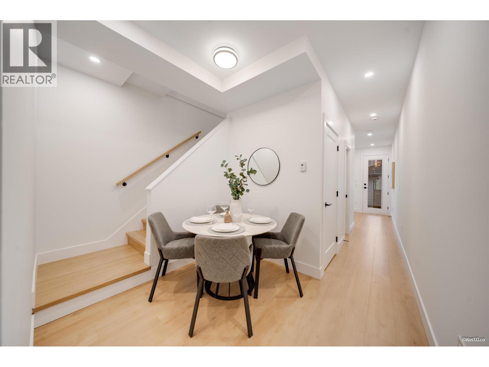 5958 Hardwick Street, Burnaby, British Columbia  V5G 1R6 - Photo 6 - R3113235