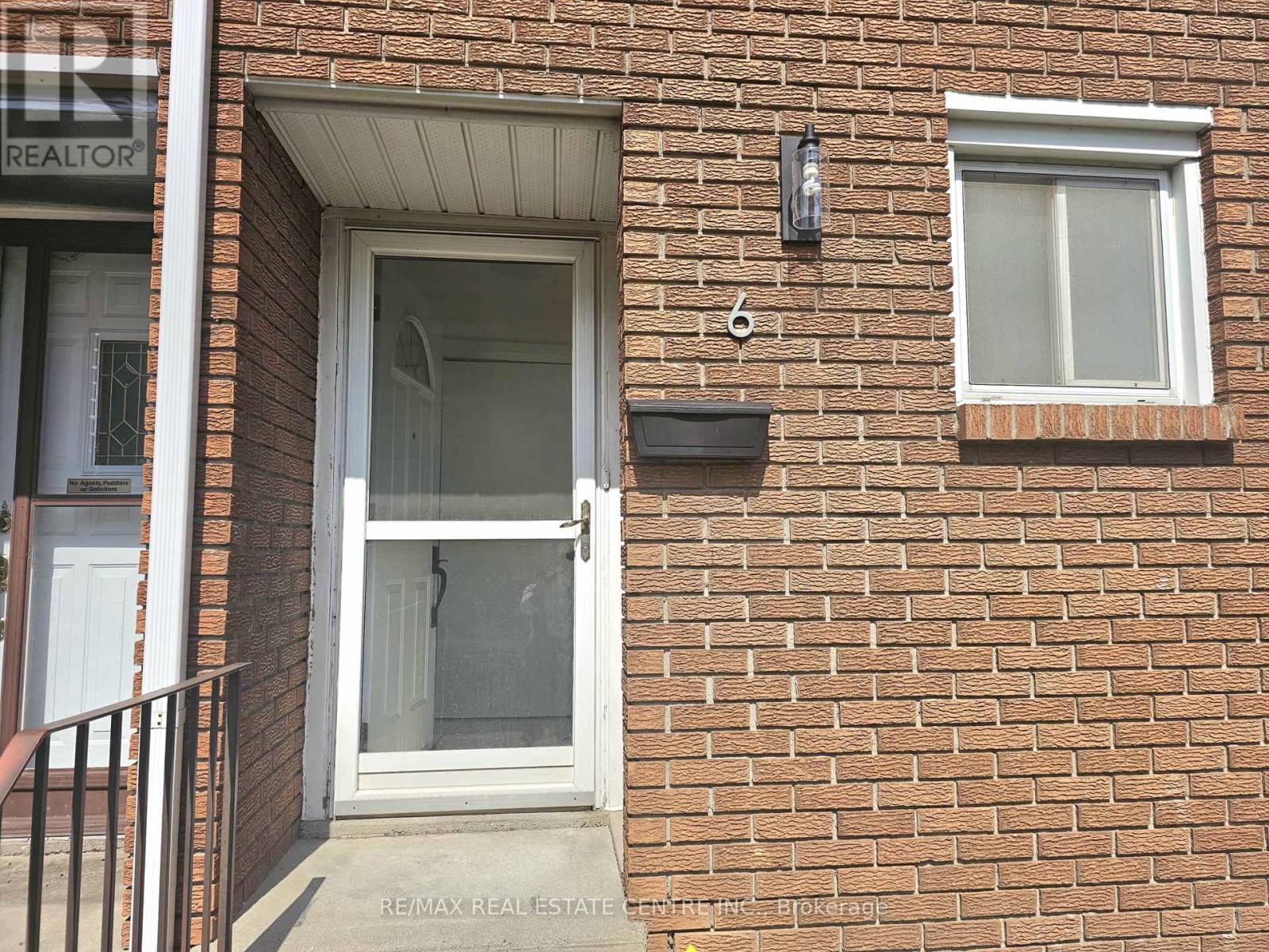 6 - 161 Berkindale Drive, Hamilton, Ontario  L8E 1M6 - Photo 2 - X13026538