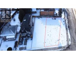 10C BENSON AVENUE, Mississauga, Ontario