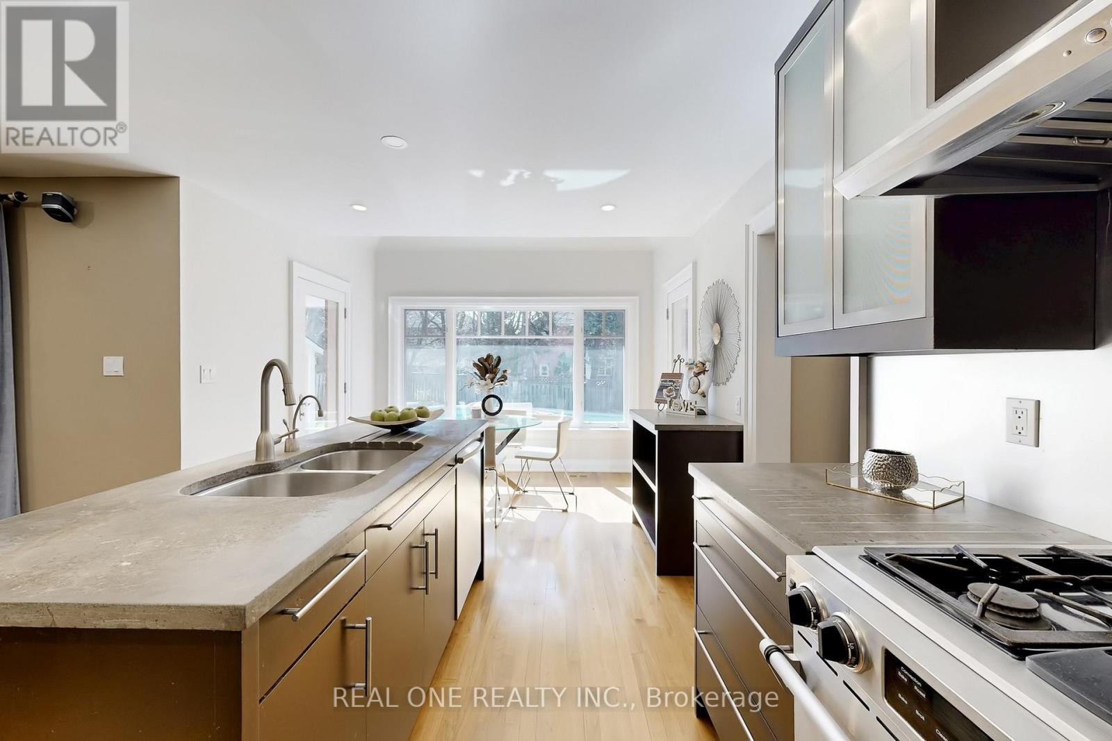 113 Longwater Chase, Markham (Unionville), Ontario  L3R 4A9 - Photo 24 - N13028136