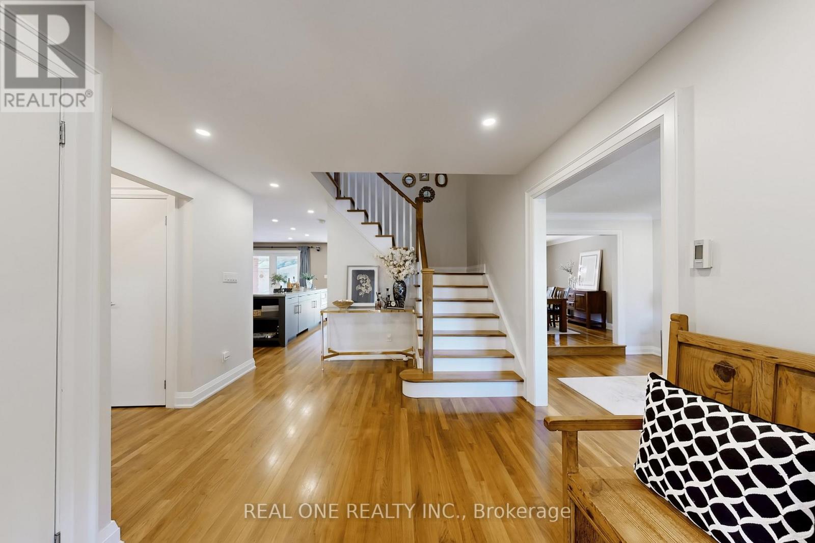 113 Longwater Chase, Markham (Unionville), Ontario  L3R 4A9 - Photo 29 - N13028136