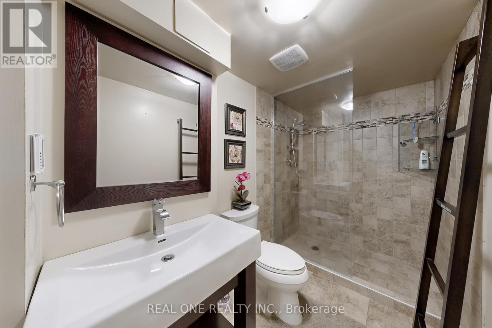 113 Longwater Chase, Markham (Unionville), Ontario  L3R 4A9 - Photo 47 - N13028136