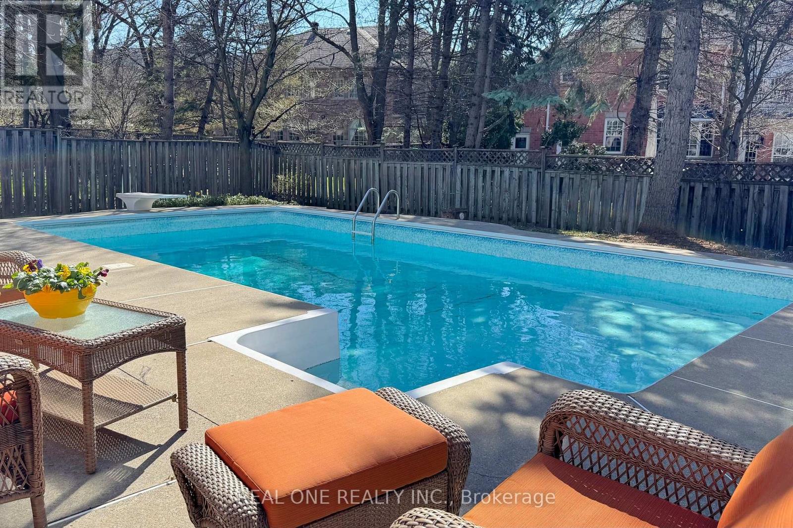 113 Longwater Chase, Markham (Unionville), Ontario  L3R 4A9 - Photo 50 - N13028136