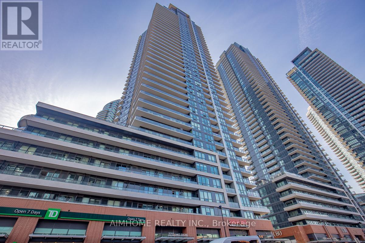 304 - 2212 LAKESHORE BOULEVARD W, Toronto, Ontario