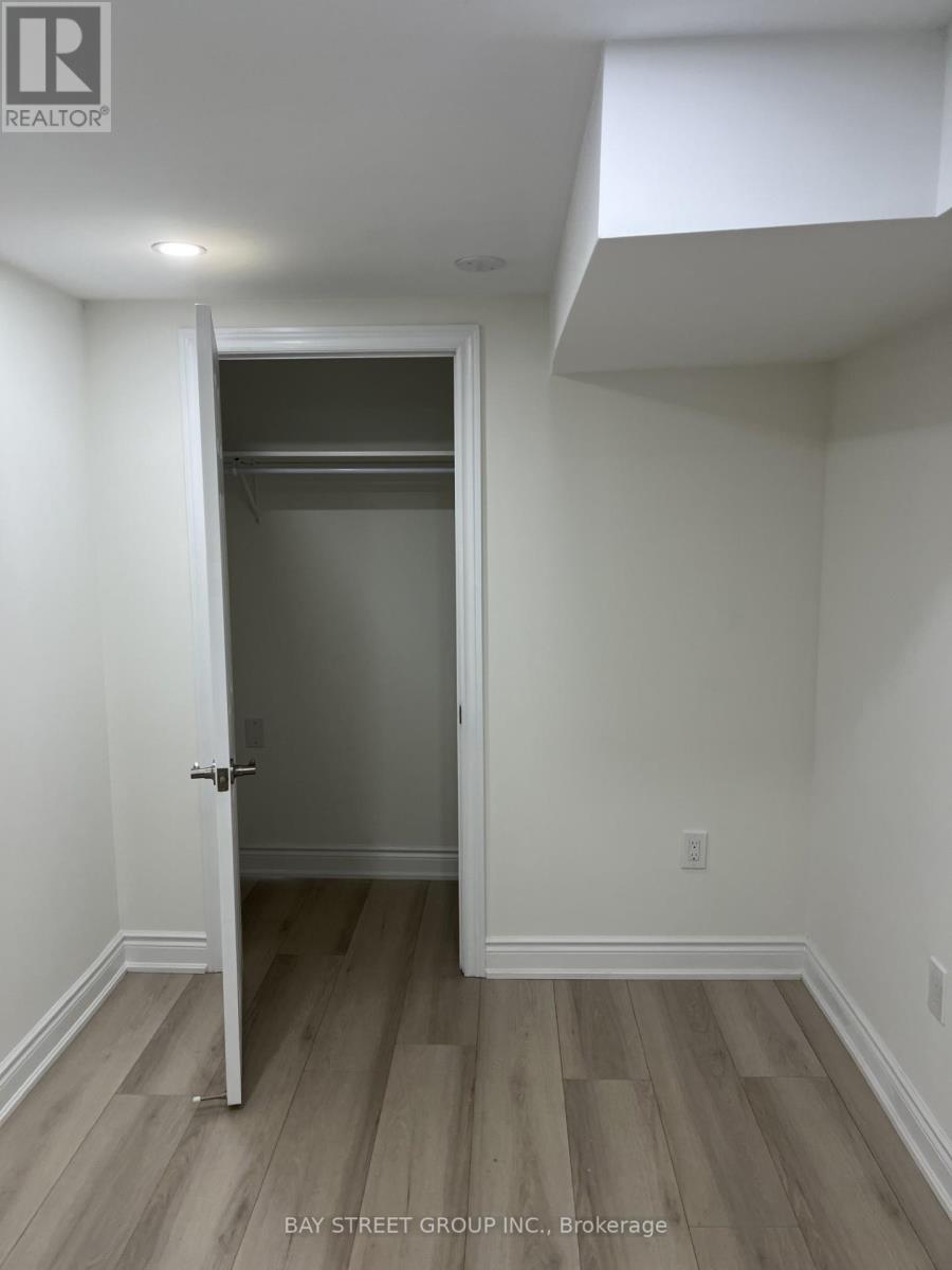 114 Mill (Lower) Street N, Brampton, Ontario  L6X 2N9 - Photo 6 - W13028168