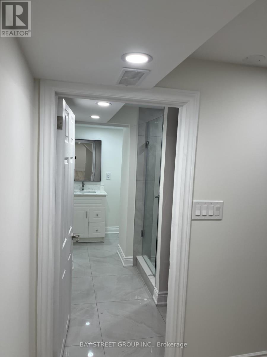 114 Mill (Lower) Street N, Brampton, Ontario  L6X 2N9 - Photo 7 - W13028168