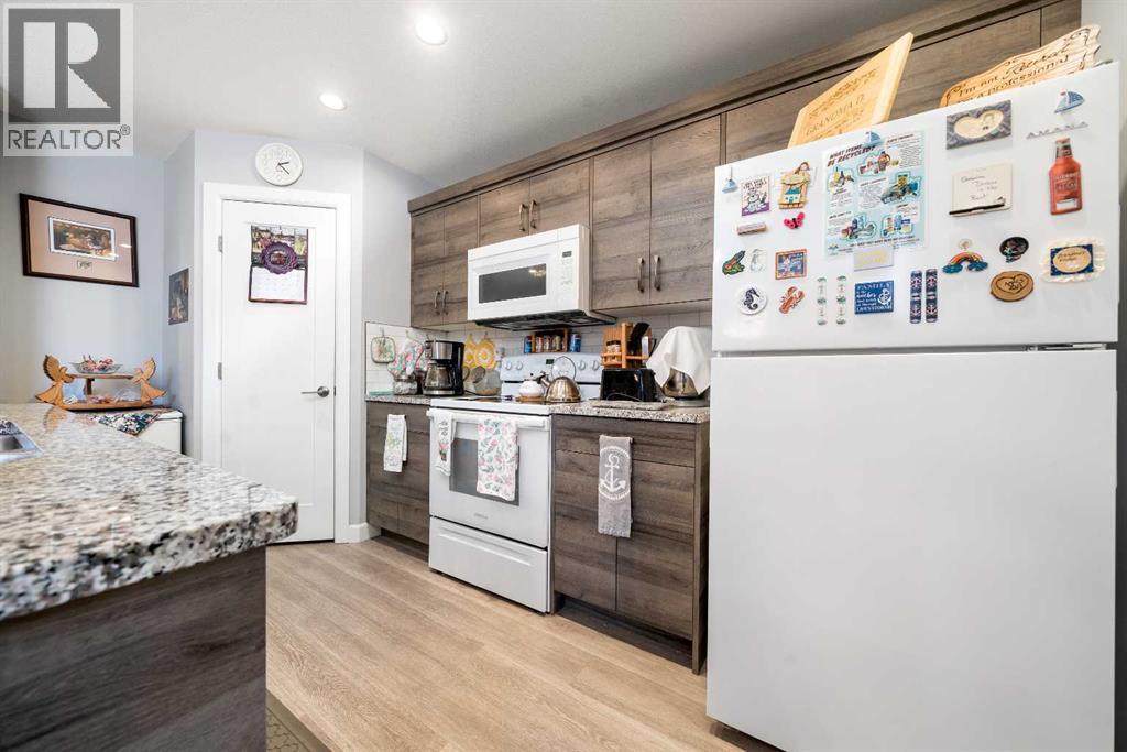 A & B, 17 & 21 Sage Brush Avenue, Taber, Alberta  T1G 0E8 - Photo 20 - A2301506