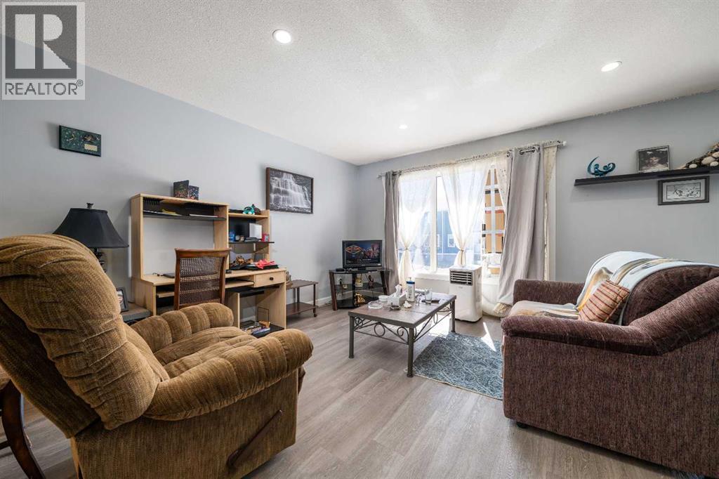 A & B, 17 & 21 Sage Brush Avenue, Taber, Alberta  T1G 0E8 - Photo 27 - A2301506