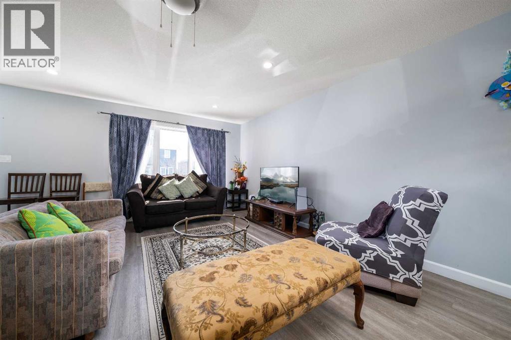 A & B, 17 & 21 Sage Brush Avenue, Taber, Alberta  T1G 0E8 - Photo 4 - A2301506