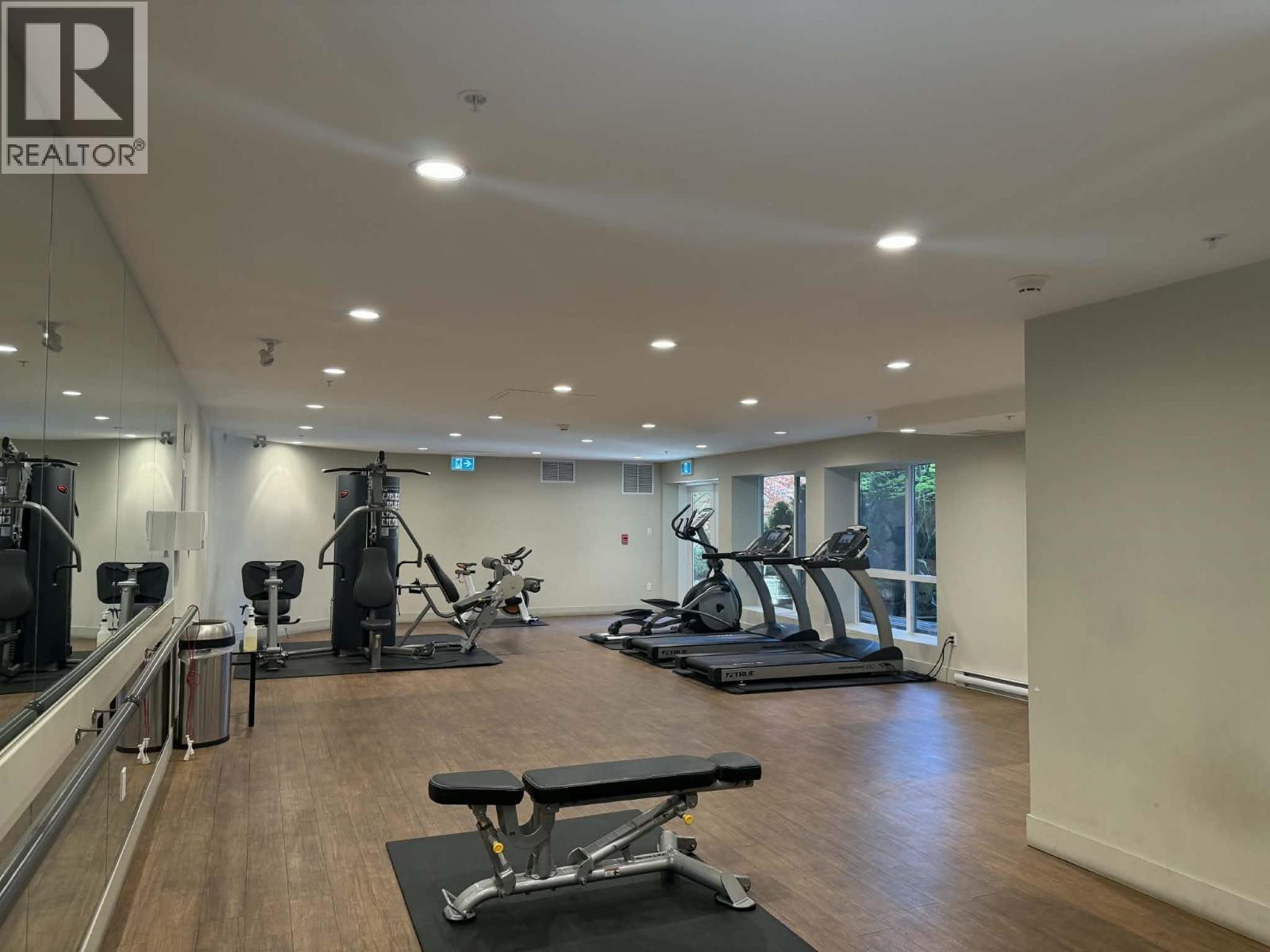 5423 Lougheed Highway, Burnaby, British Columbia  V5B 0B4 - Photo 24 - R3114155