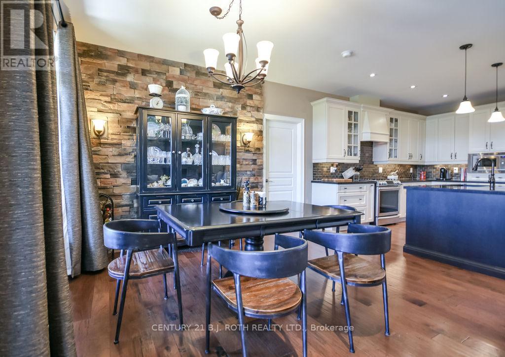 2 Roy Hickling Drive, Springwater, Ontario  L9X 0J2 - Photo 11 - S13027592