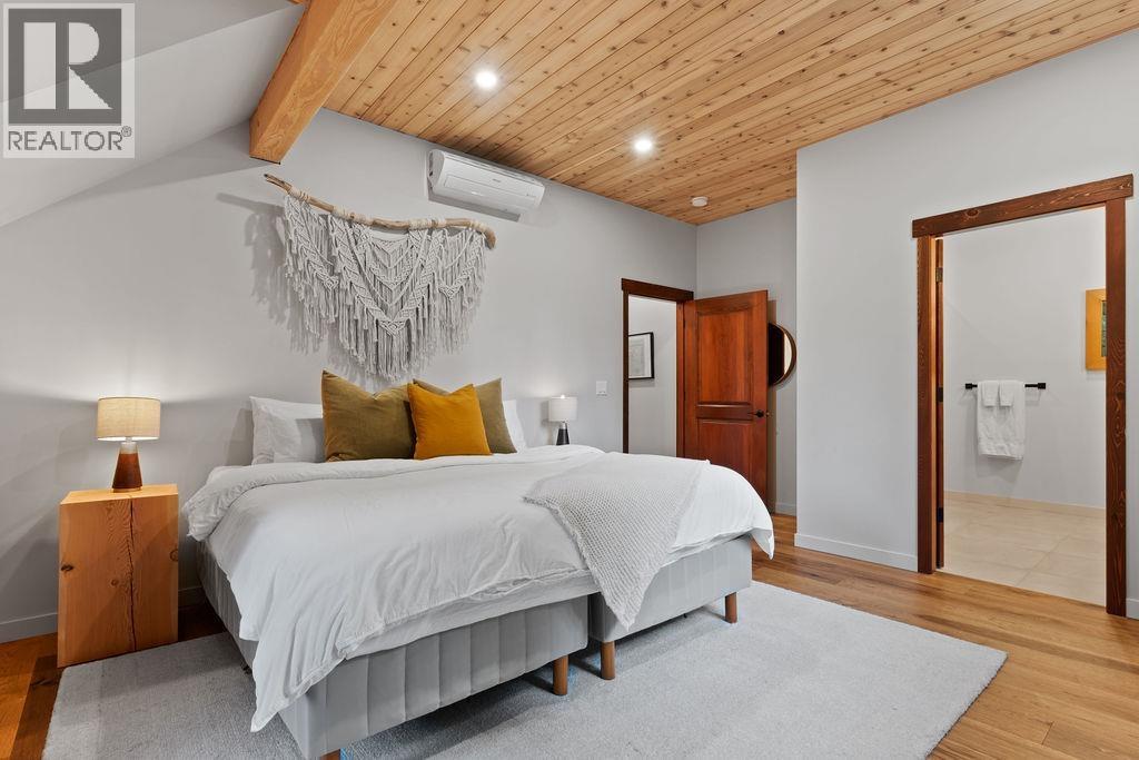 1710 Highway 99, Pemberton, British Columbia  V0N 2L0 - Photo 22 - R3103714