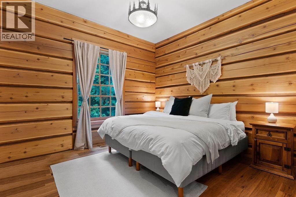 1710 Highway 99, Pemberton, British Columbia  V0N 2L0 - Photo 17 - R3103714