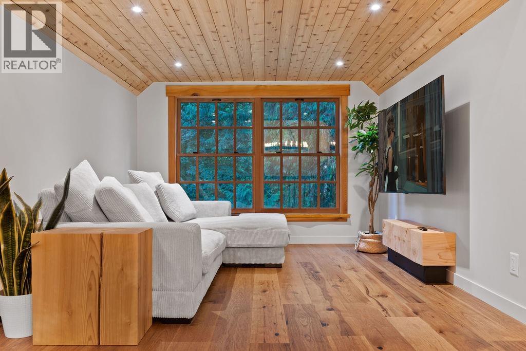 1710 Highway 99, Pemberton, British Columbia  V0N 2L0 - Photo 24 - R3103714