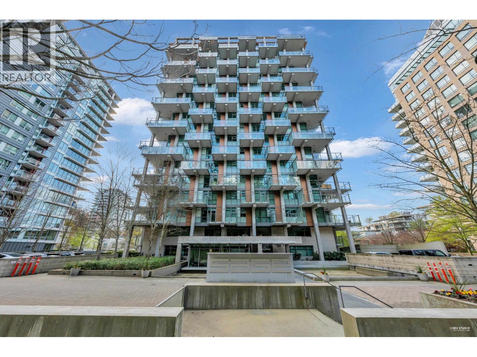 105 5782 Berton Avenue, Vancouver, British Columbia  V6S 0C1 - Photo 1 - R3114446