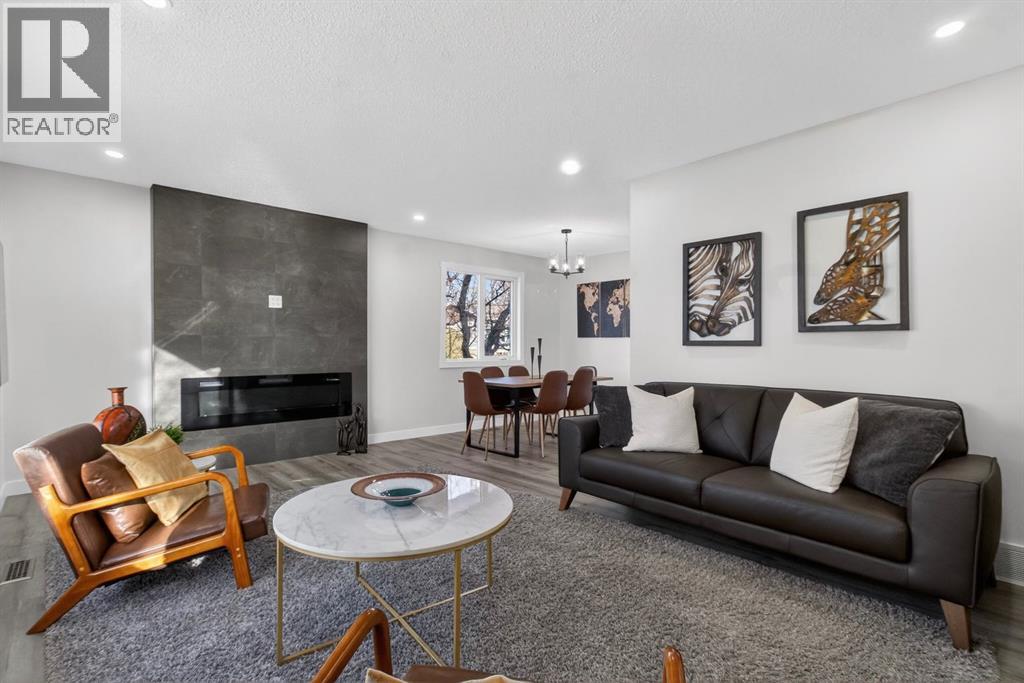 203 Lynnover Place SE, Calgary, Alberta  T2C 1L5 - Photo 4 - A2303329