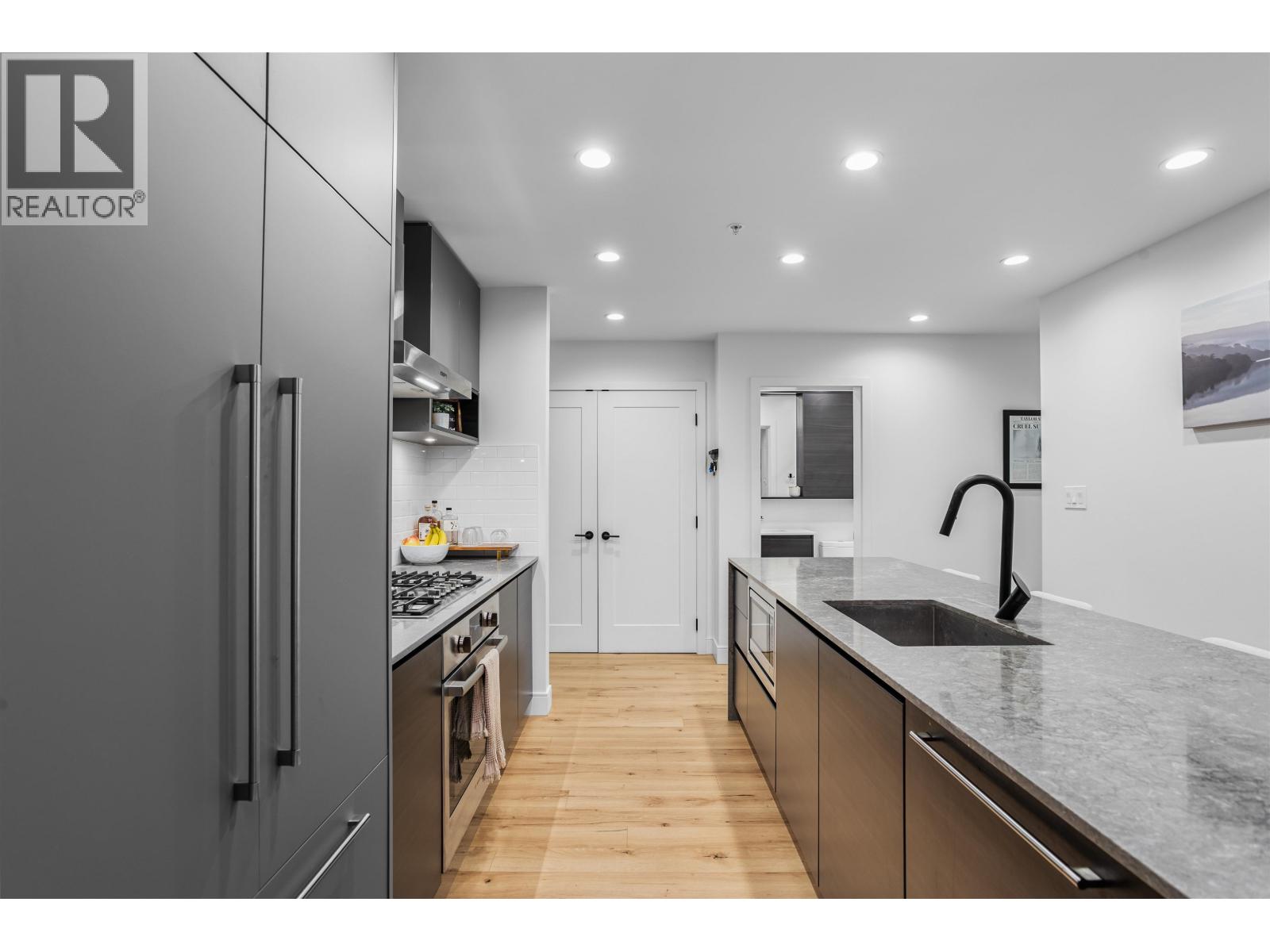 108 55 Klahanie Drive, Port Moody, British Columbia  V3H 2R8 - Photo 8 - R3113498