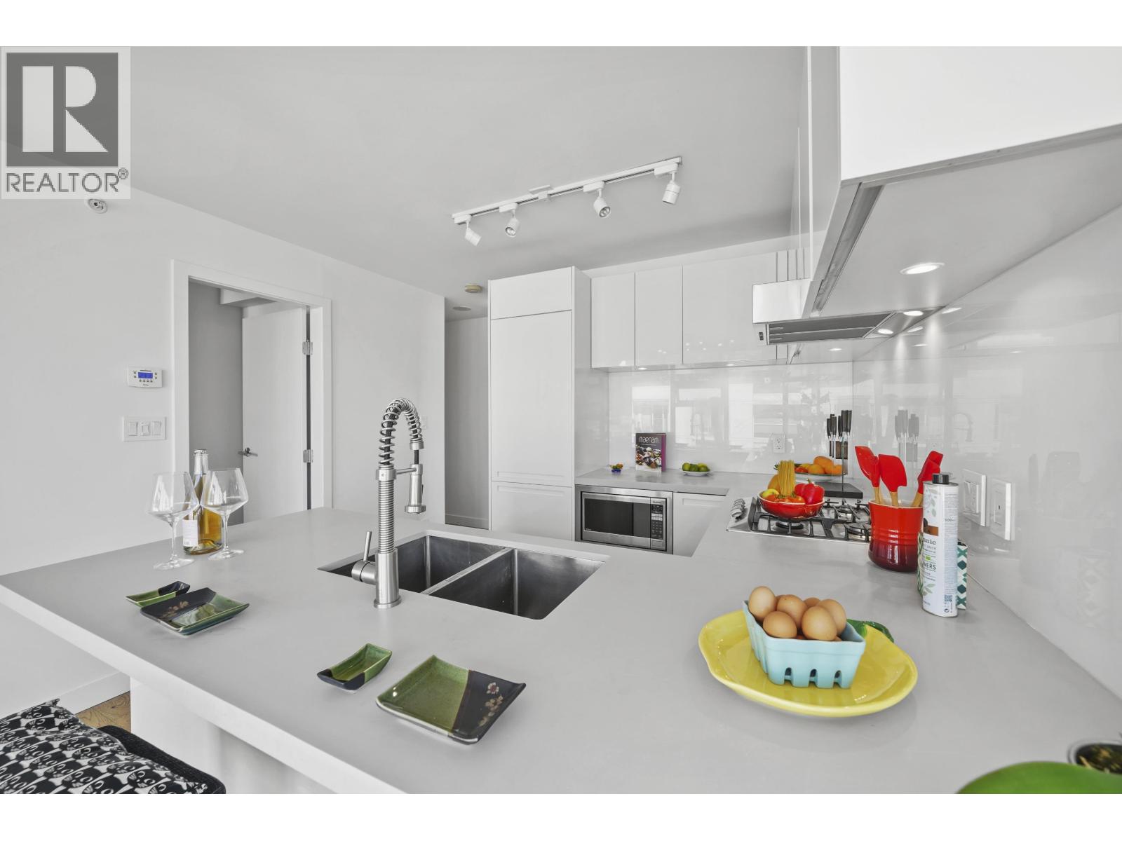 1205 188 Keefer Street, Vancouver, British Columbia  V6A 0E3 - Photo 12 - R3114466