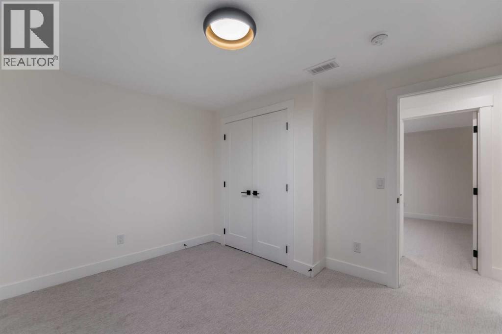 1024 Lake Christina Way Se, Calgary, Alberta  T2J 2R3 - Photo 38 - A2300671