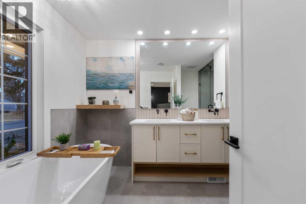 1024 Lake Christina Way Se, Calgary, Alberta  T2J 2R3 - Photo 24 - A2300671