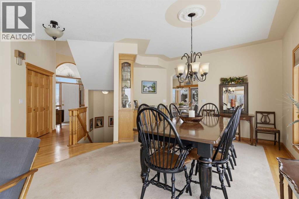 266 Country Lane Drive, Rural Rocky View County, Alberta  T3Z 1J4 - Photo 7 - A2302168