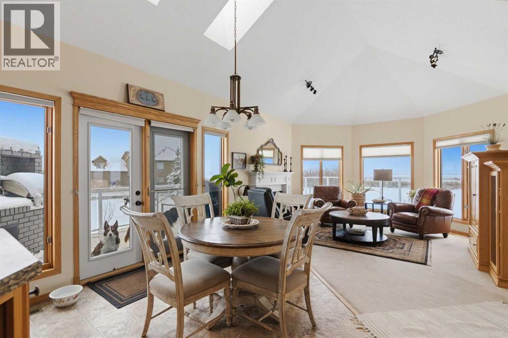 266 Country Lane Drive, Rural Rocky View County, Alberta  T3Z 1J4 - Photo 11 - A2302168