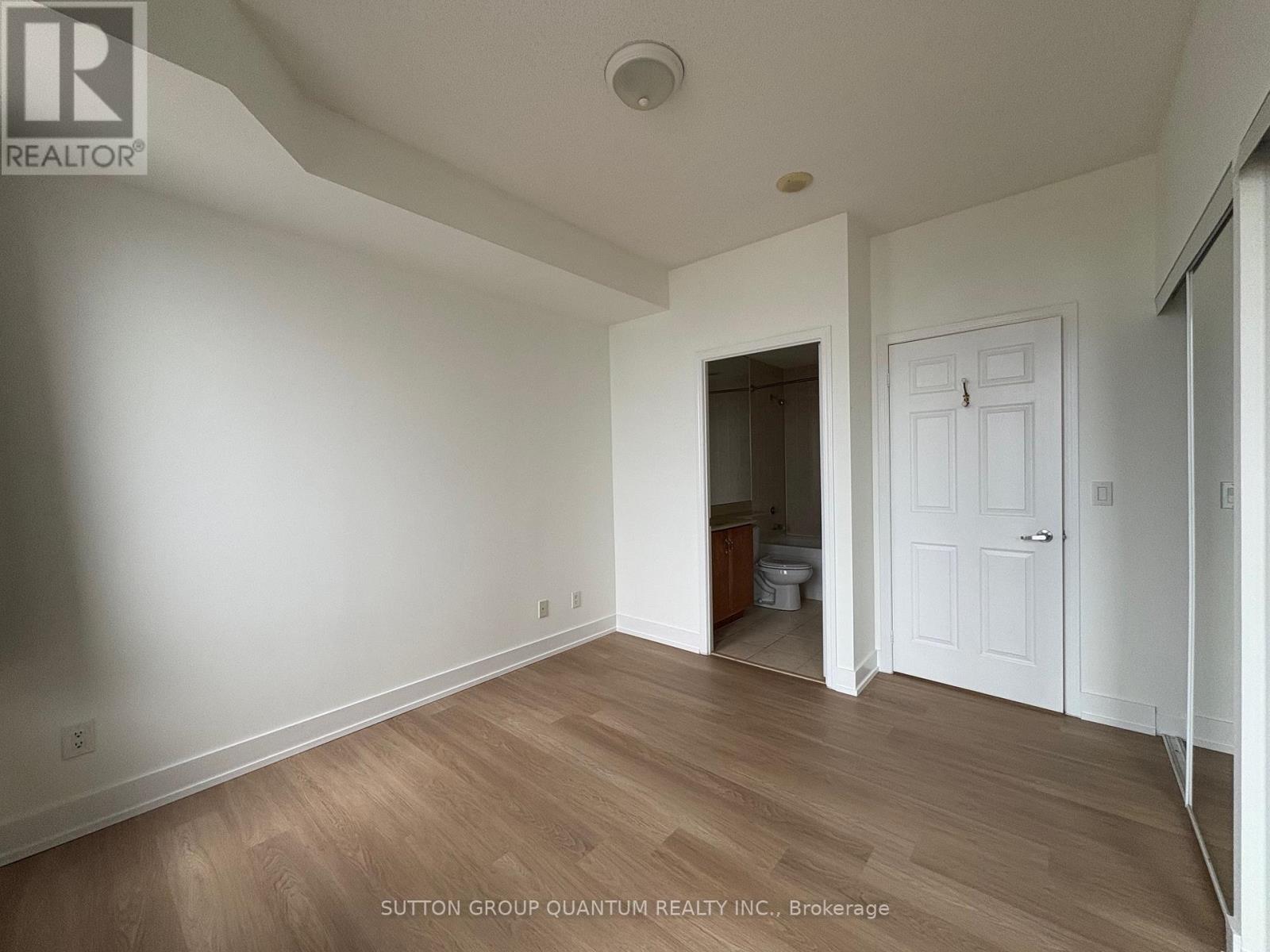 2508 - 388 Prince Of Wales Drive, Mississauga, Ontario  L5B 0A1 - Photo 4 - W13028172