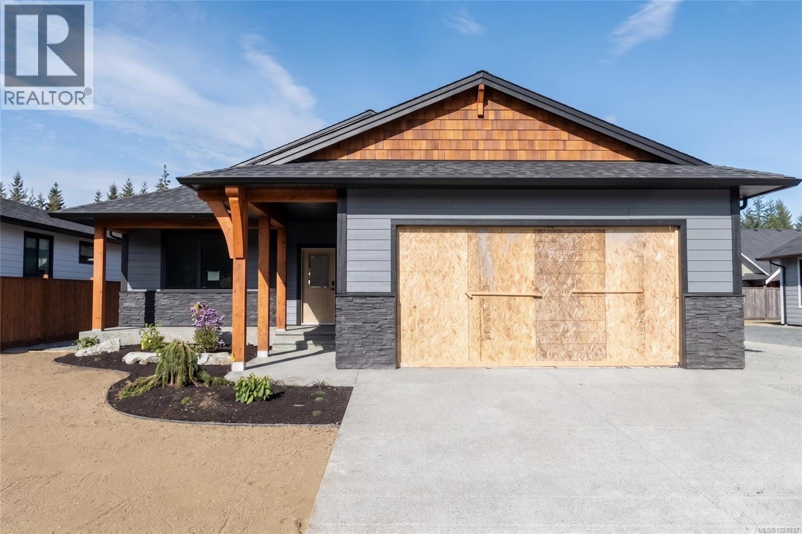 762 Sitka St, Campbell River, British Columbia