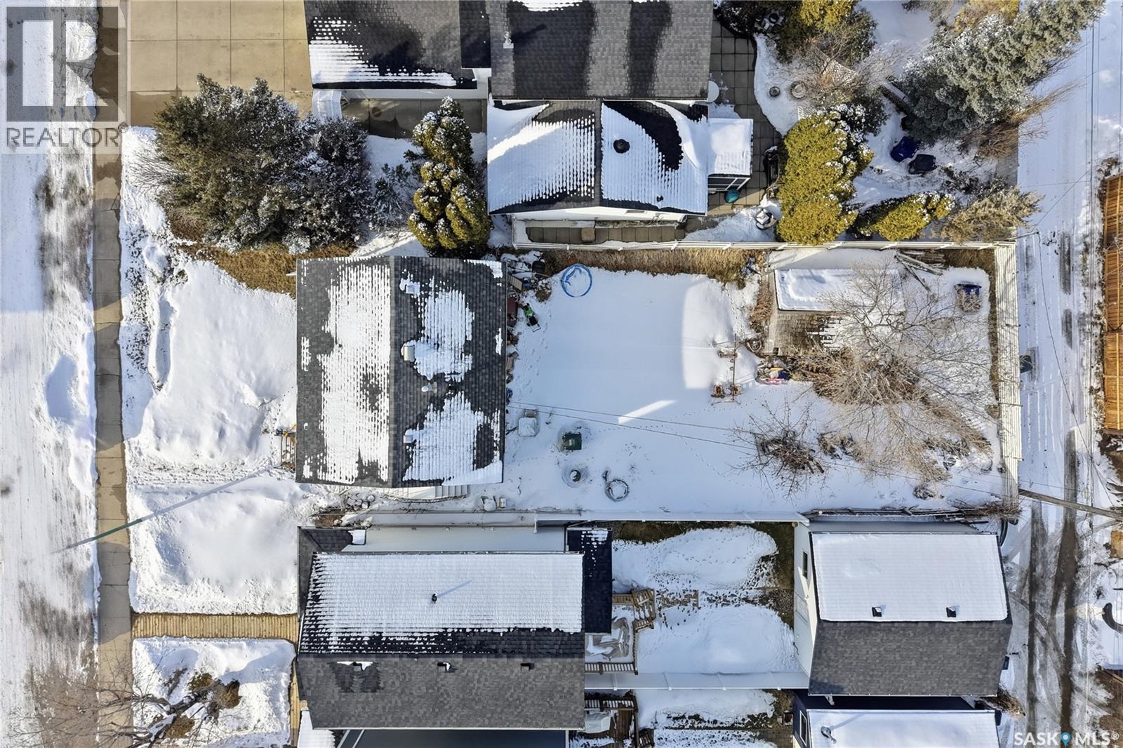 2123 St George Avenue, Saskatoon, Saskatchewan  S7M 0K6 - Photo 3 - SK033563