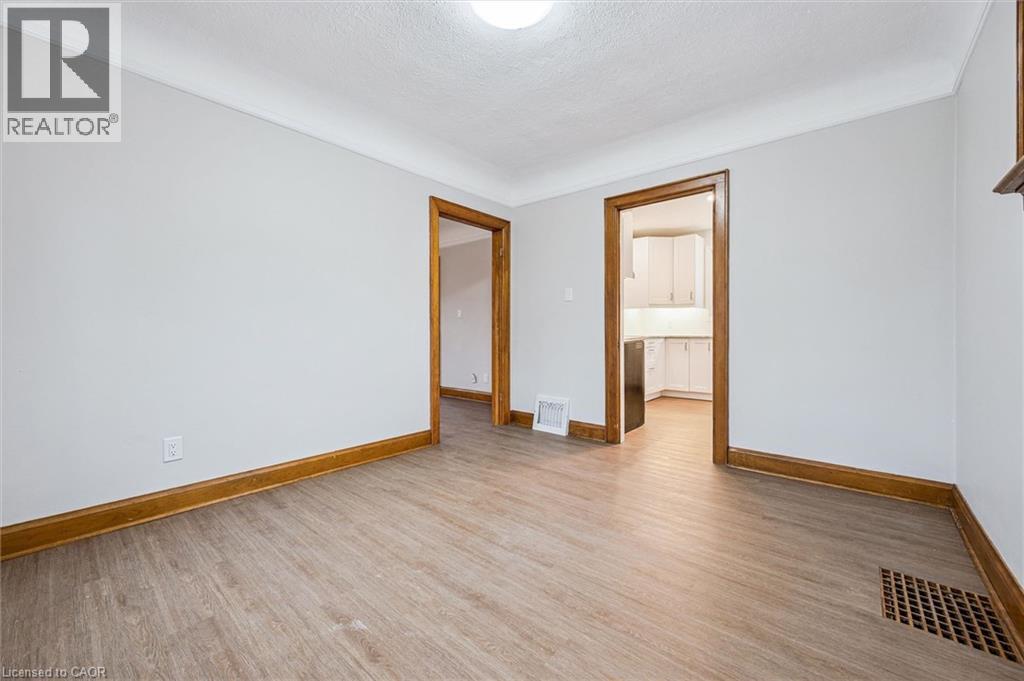 317 Frederick Street, Kitchener, Ontario  N2H 2N8 - Photo 8 - 40814684