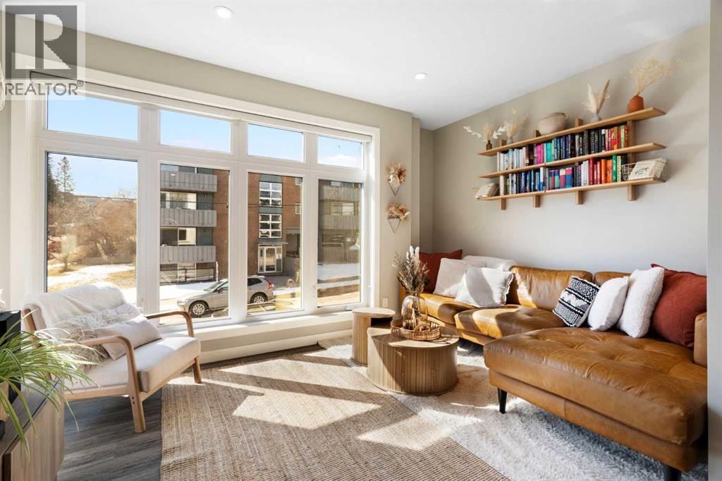 1702 19 Avenue Sw, Calgary, Alberta  T2T 6W6 - Photo 4 - A2299624