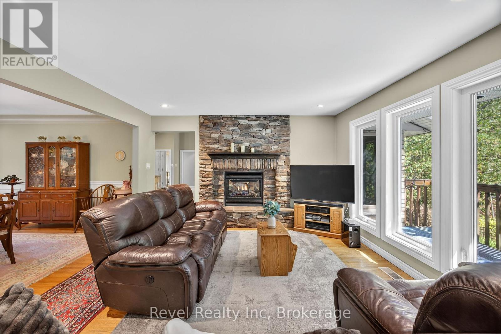 7190 93 Highway, Tiny, Ontario  L0K 2E1 - Photo 13 - S12772826