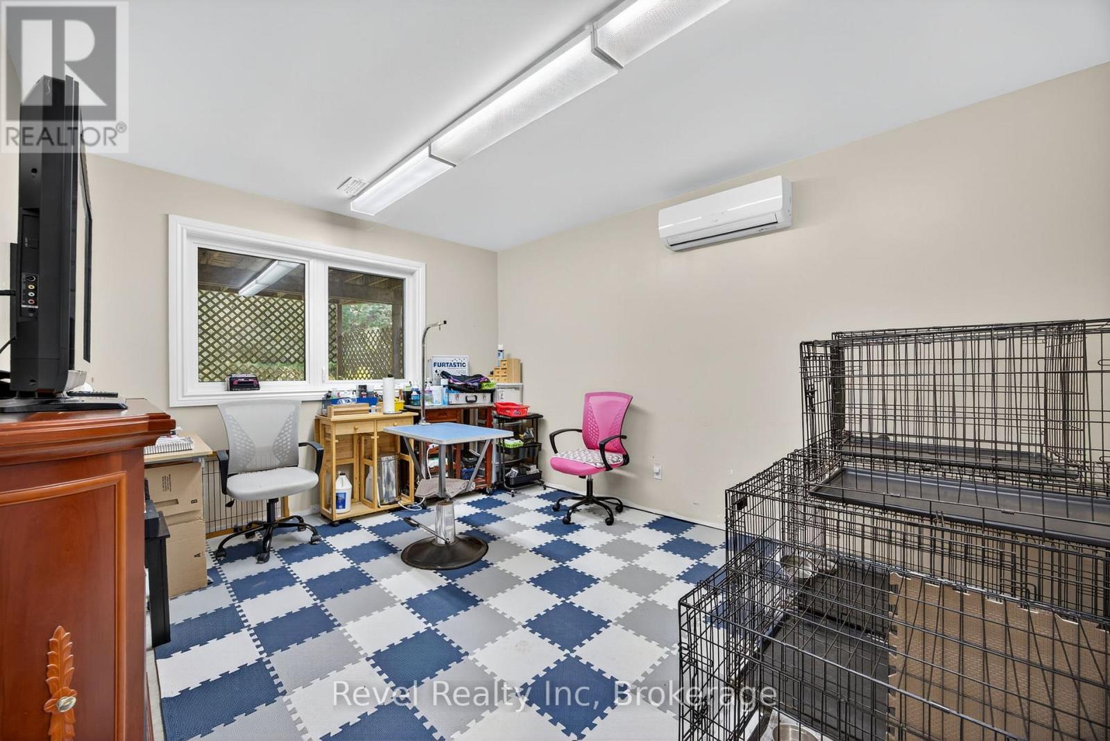 7190 93 Highway, Tiny, Ontario  L0K 2E1 - Photo 22 - S12772826