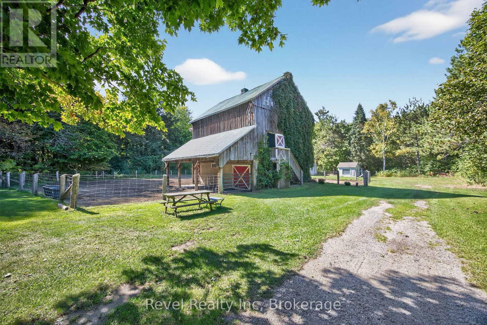 7190 93 Highway, Tiny, Ontario  L0K 2E1 - Photo 5 - S12772826