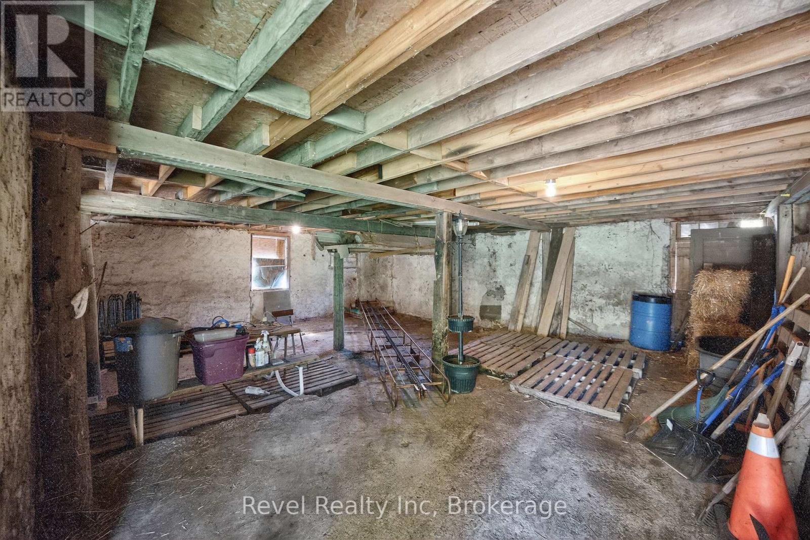 7190 93 Highway, Tiny, Ontario  L0K 2E1 - Photo 31 - S12772826