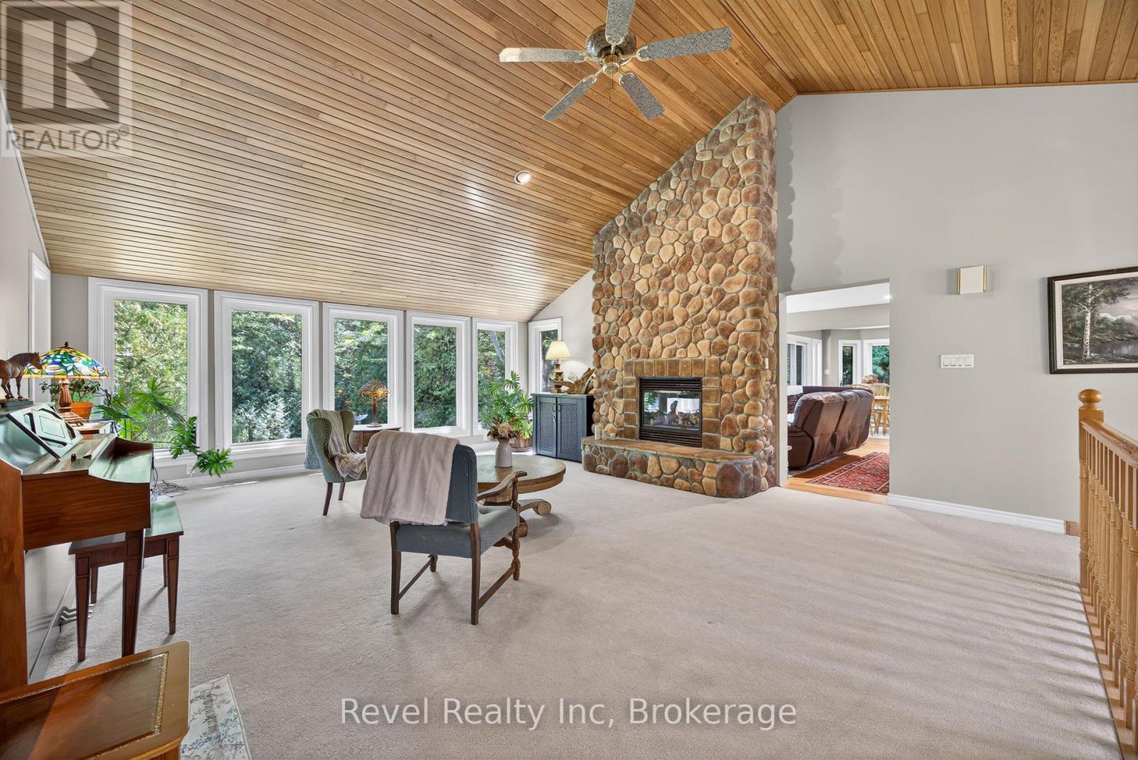 7190 93 Highway, Tiny, Ontario  L0K 2E1 - Photo 7 - S12772826