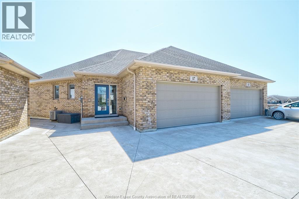 17 METTAWAS LANE, kingsville, Ontario