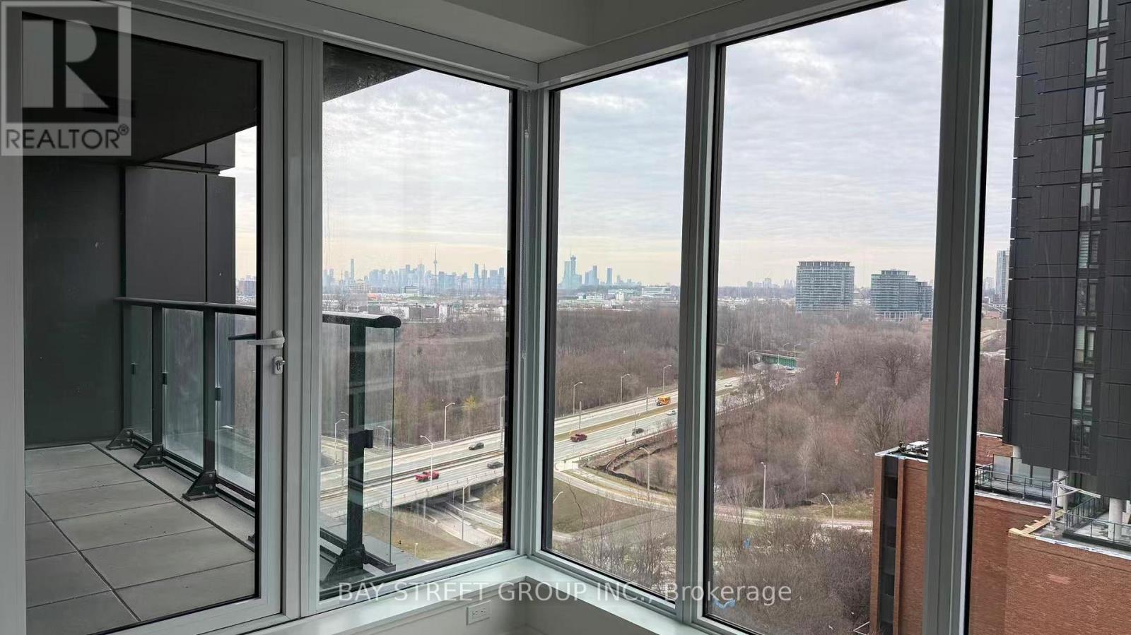 902 - 5 Quarrington Lane, Toronto, Ontario  M3C 0S5 - Photo 18 - C12965226