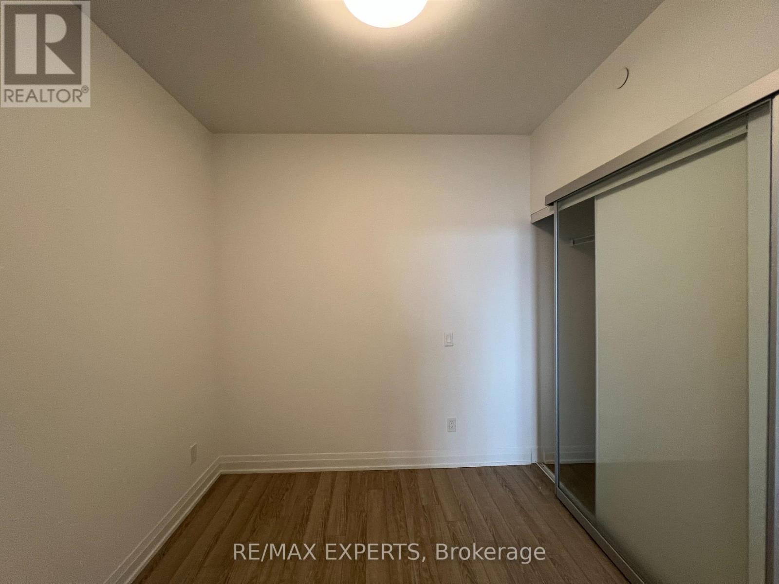 413 - 286 Main Street, Toronto, Ontario  M4C 0B3 - Photo 11 - E12915126