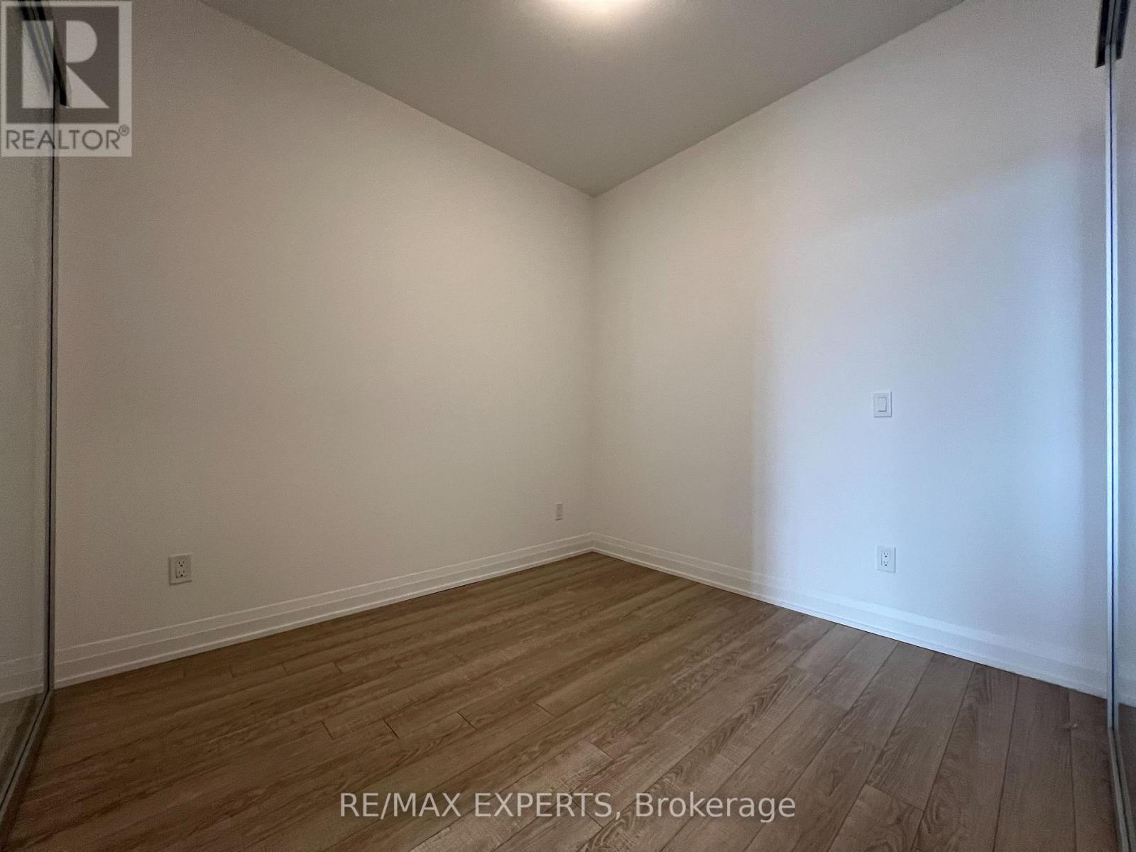 413 - 286 Main Street, Toronto, Ontario  M4C 0B3 - Photo 8 - E12915126