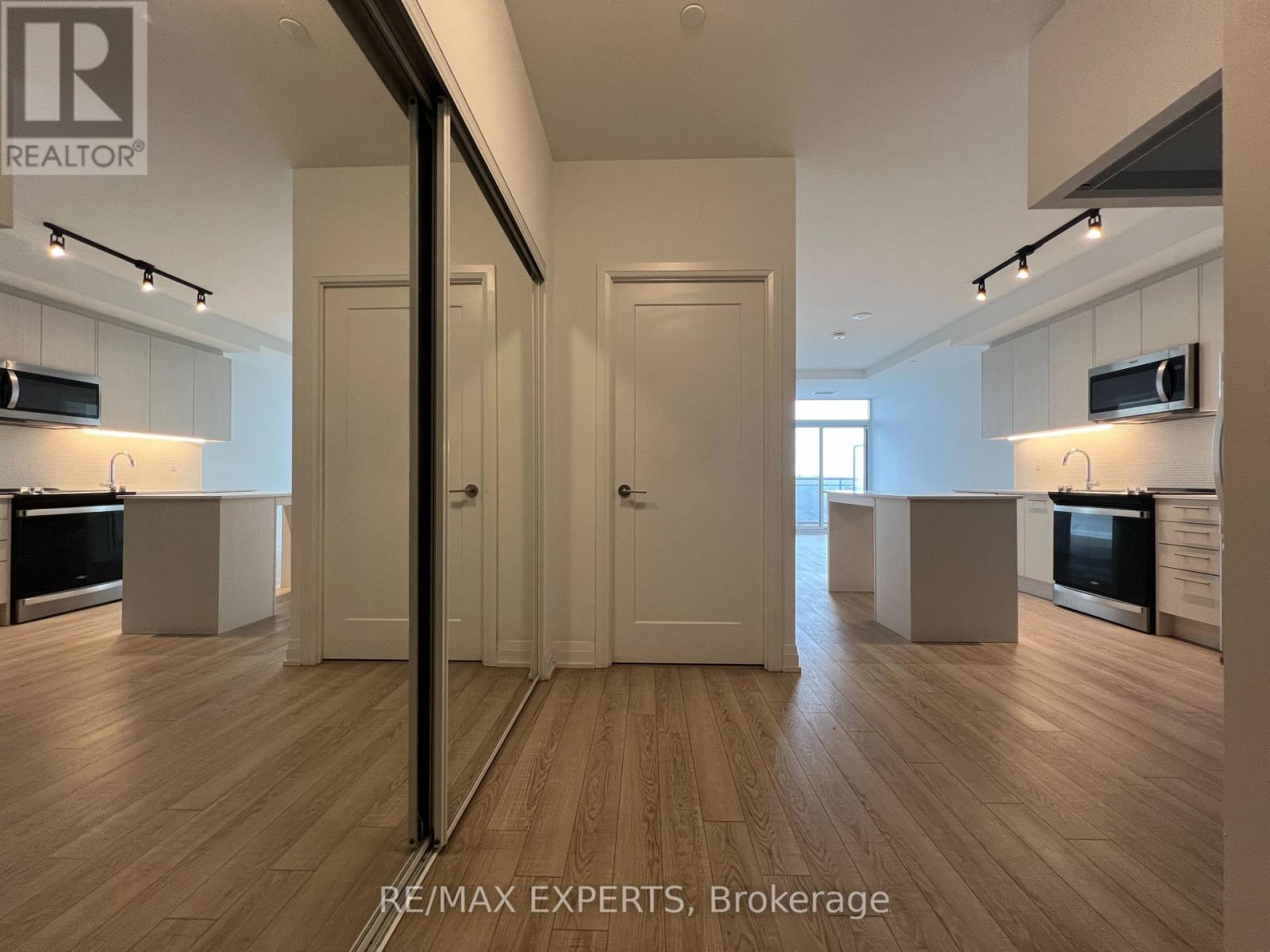 413 - 286 Main Street, Toronto, Ontario  M4C 0B3 - Photo 2 - E12915126