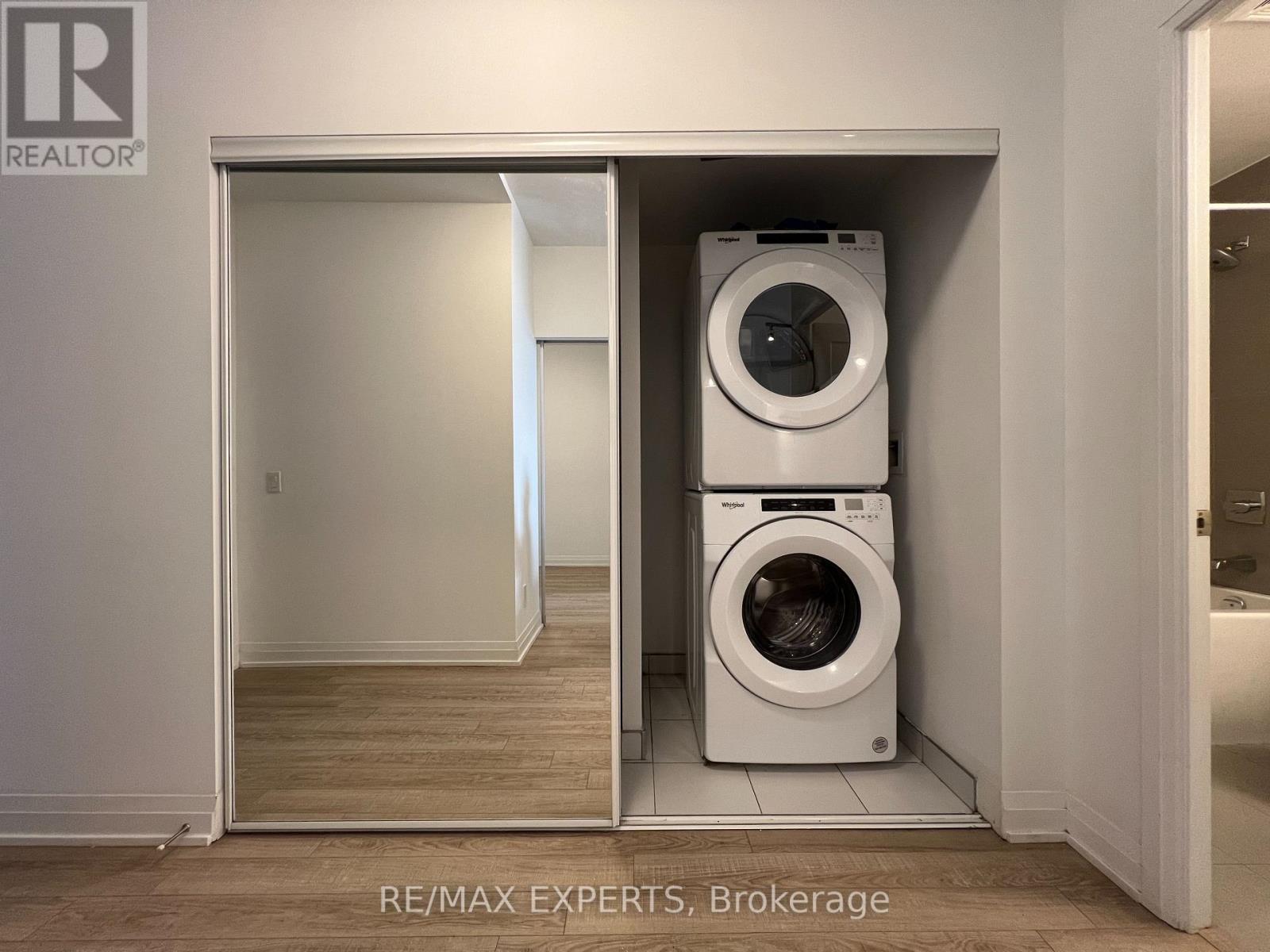 413 - 286 Main Street, Toronto, Ontario  M4C 0B3 - Photo 5 - E12915126