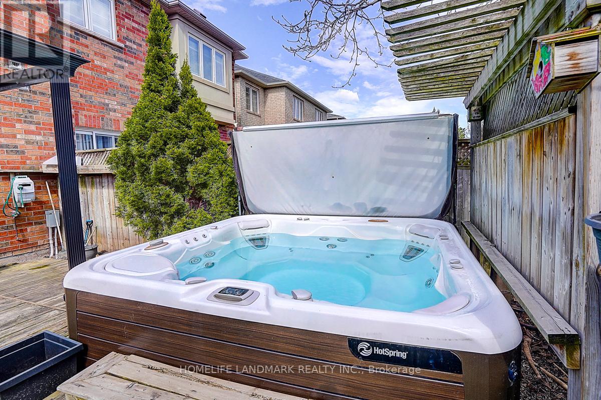 2455 Felhaber Crescent, Oakville, Ontario  L6H 7N8 - Photo 39 - W13027740