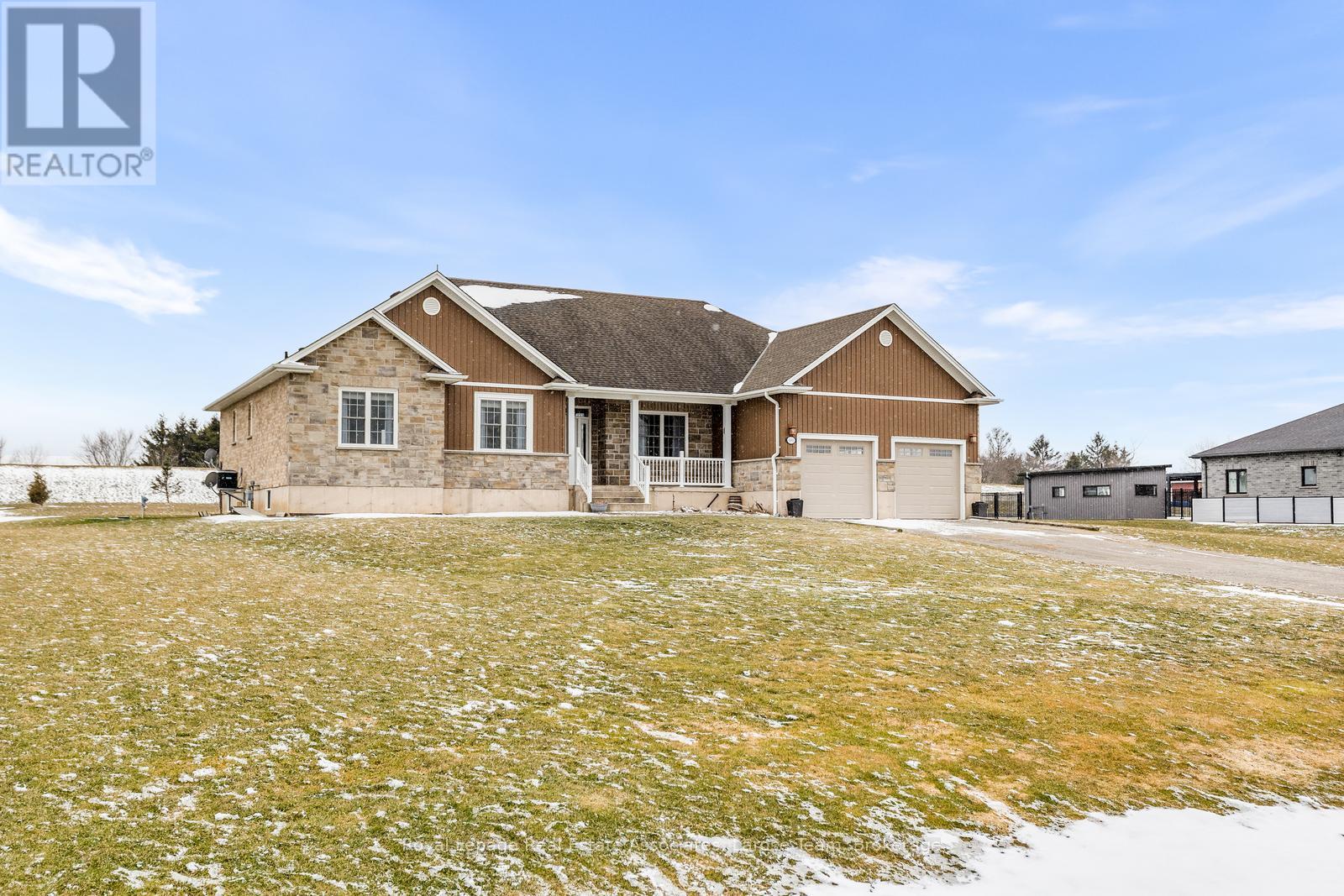 5484 Attema Crescent, West Lincoln, Ontario  L0R 1Y0 - Photo 3 - X12896822