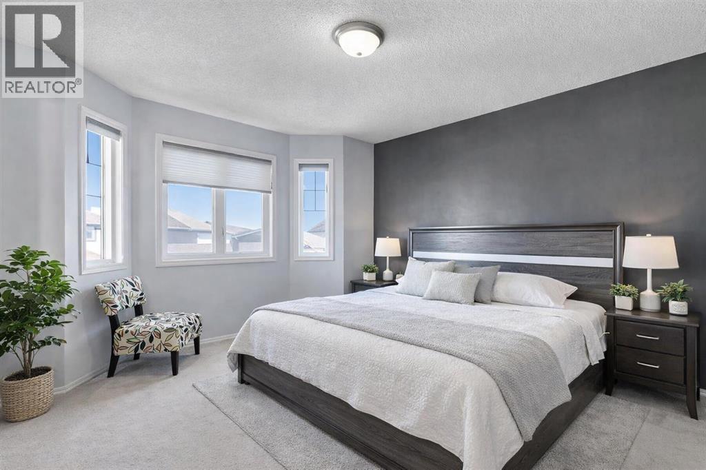 83 Luxstone Crescent Sw, Airdrie, Alberta  T4B 2W7 - Photo 8 - A2295321